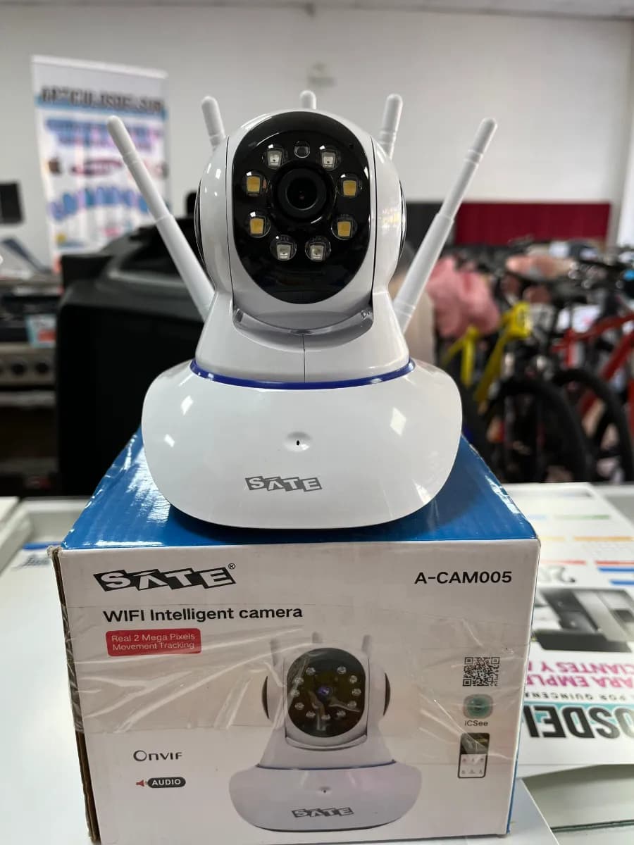 CAMARA IP TRIPLE ANTENA