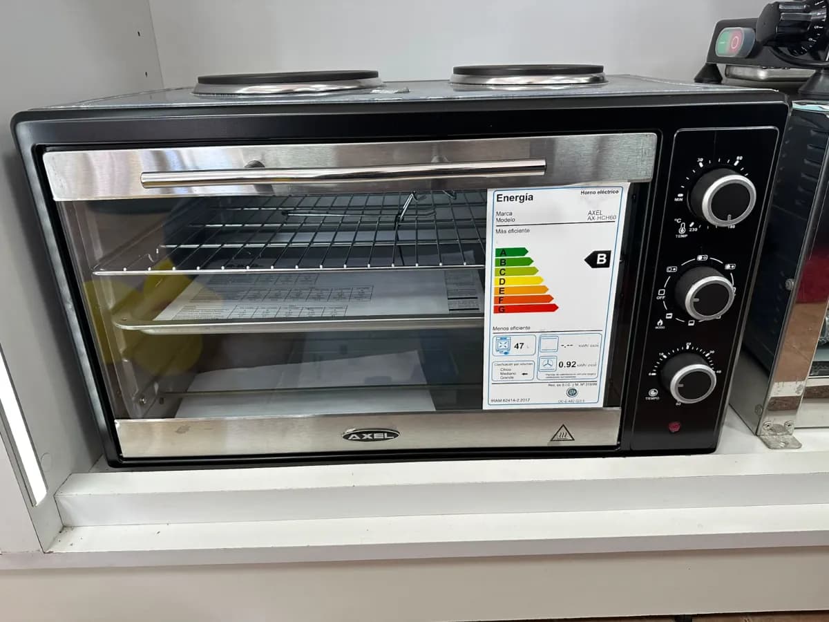 Horno eléctrico de mesa Axel con doble anafe AX-HCH60